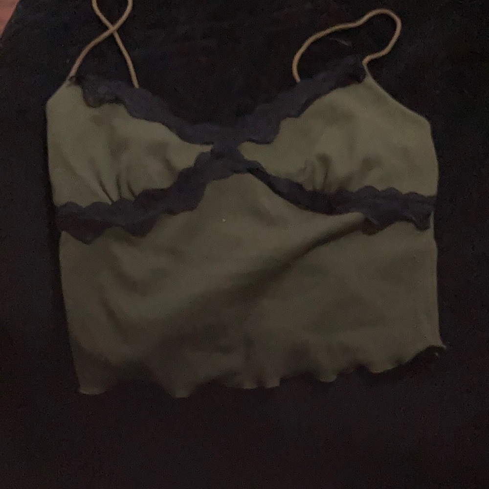 Crop top
